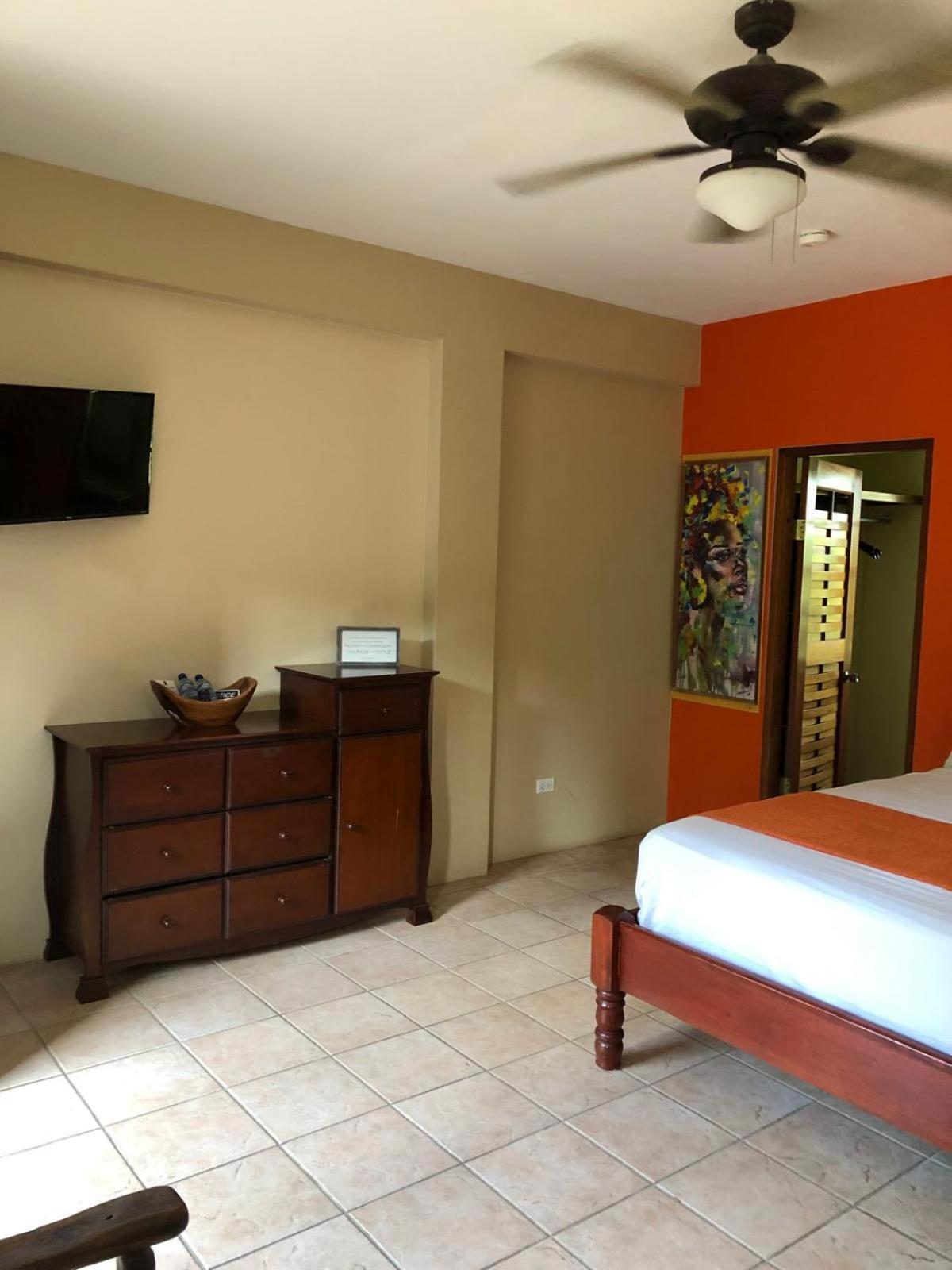Black Orchid Resort Burrell Boom Extérieur photo