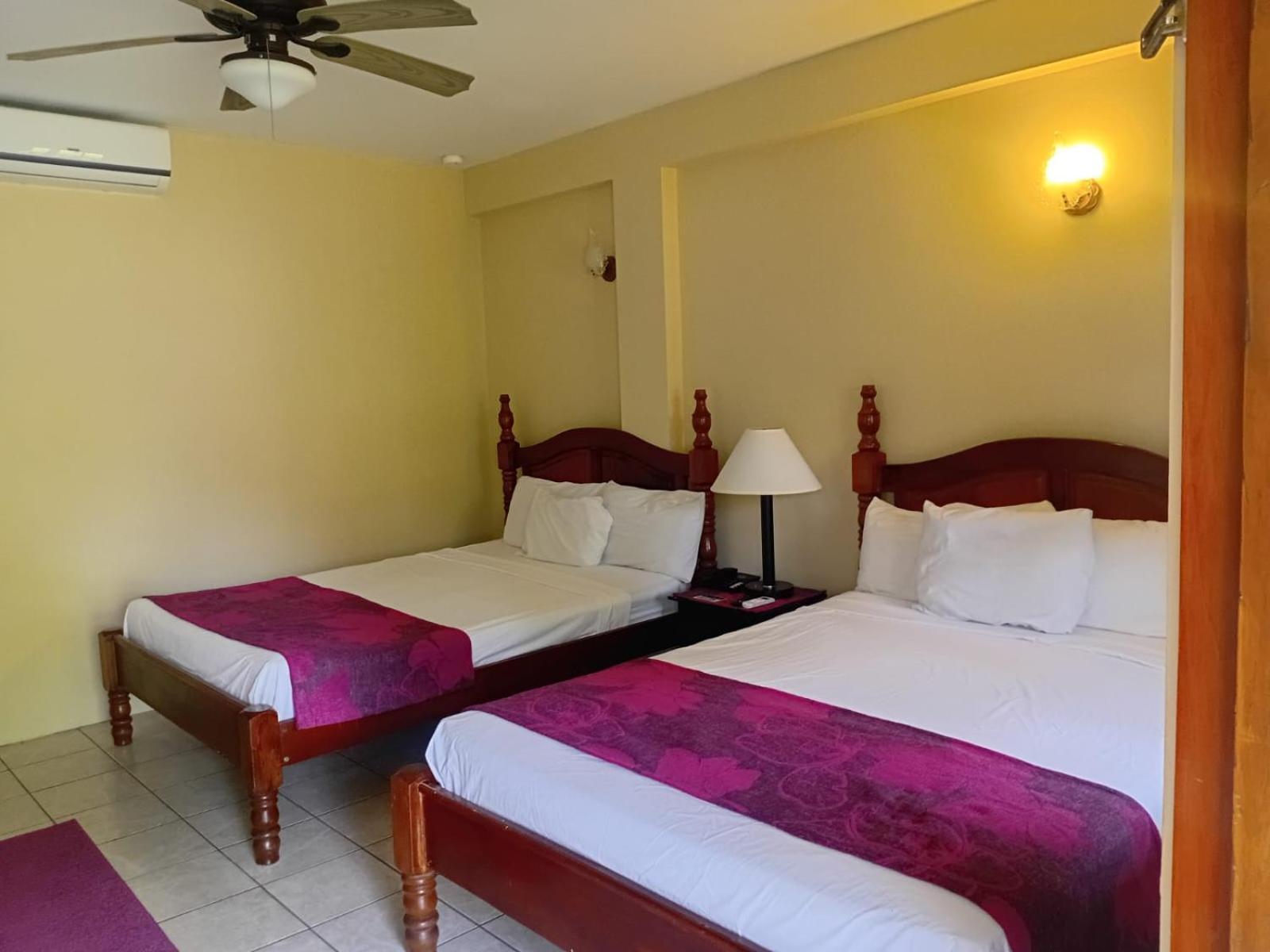 Black Orchid Resort Burrell Boom Extérieur photo