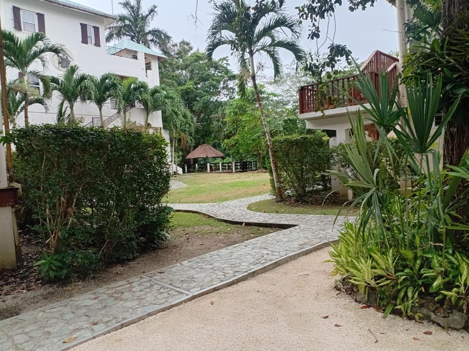 Black Orchid Resort Burrell Boom Extérieur photo