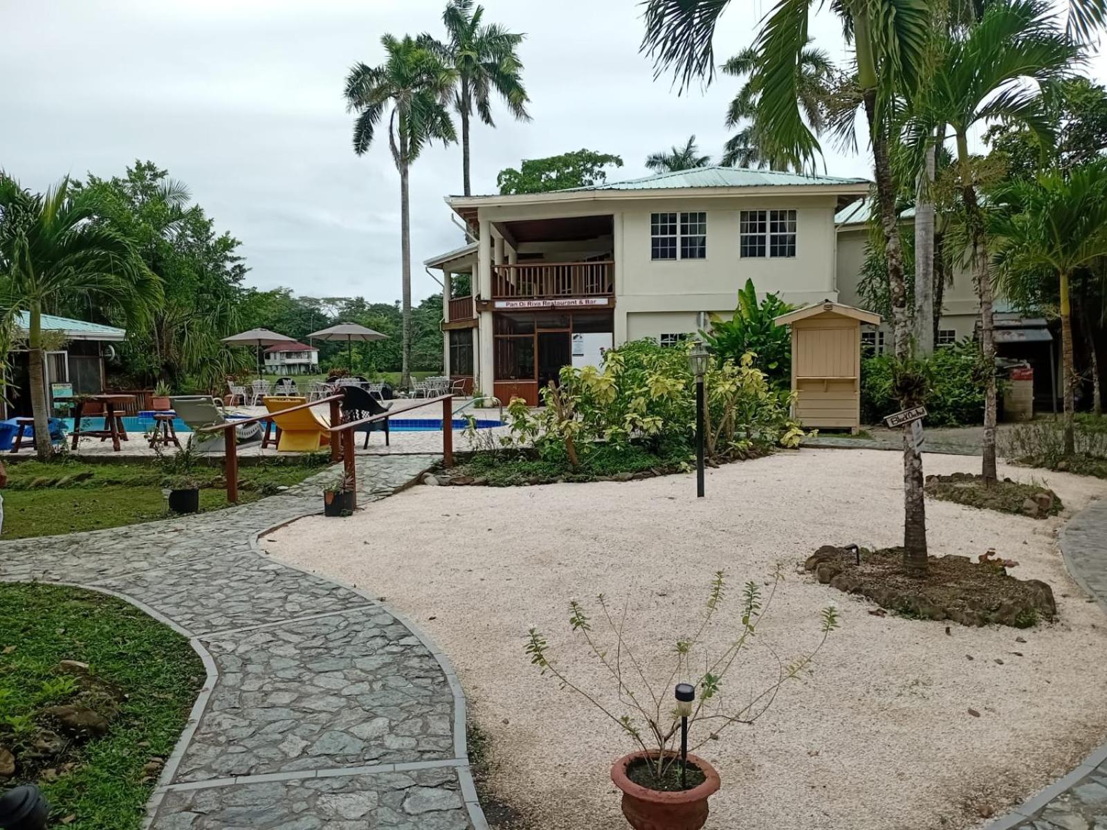 Black Orchid Resort Burrell Boom Extérieur photo